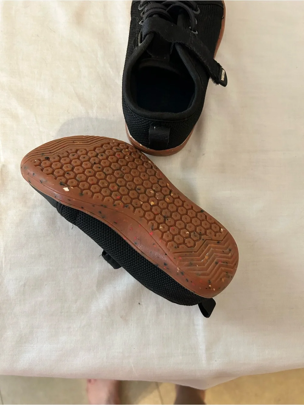 WHITIN Toddler Barefoot Shoes/Black Mesh/Size 29 (US 10 Toddler) Like New!